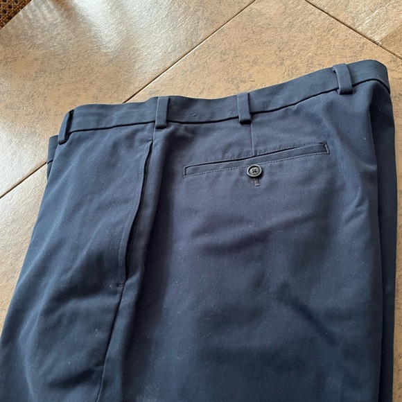 Brooks Brothers Chino in 38x30 - Picture 3 of 4